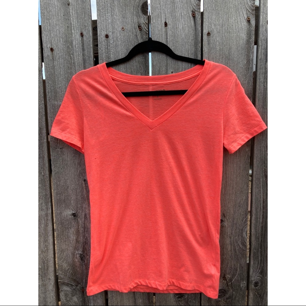 Arizona V-neck shirt